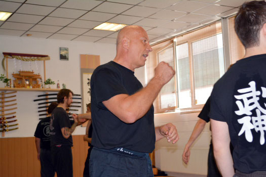 %_tempFileNamenst002%